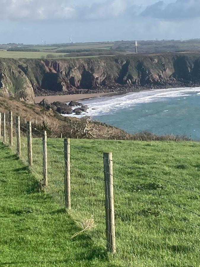 Coast Path Camping Hotell Haverfordwest Exteriör bild