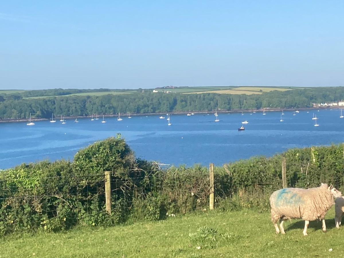 Coast Path Camping Hotell Haverfordwest Exteriör bild